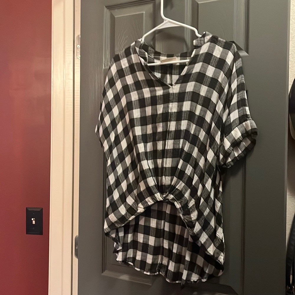 Black and white checkered drape blouse top